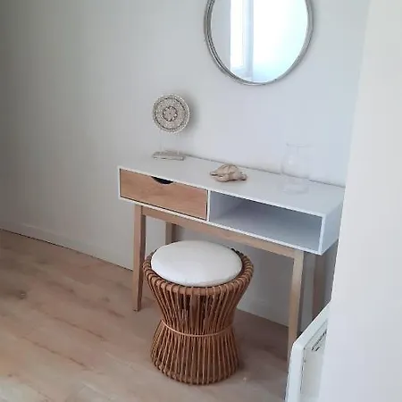 בית נופש Le Soleya - Centre Village - Piscine - 2 Pers Bessan