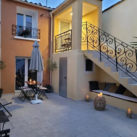 Le Soleya - Centre Village - Piscine - 2 Pers Bessan