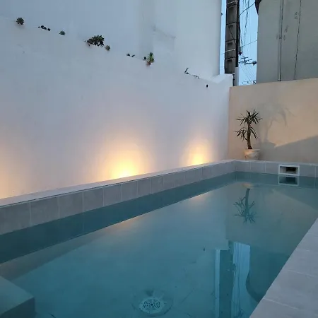 בית נופש Le Soleya - Centre Village - Piscine - 2 Pers Bessan