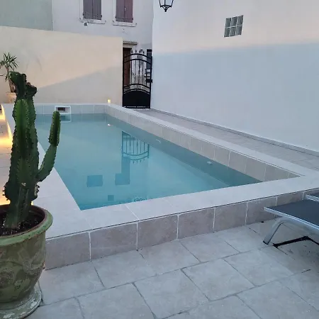 Le Soleya - Centre Village - Piscine - 2 Pers Bessan